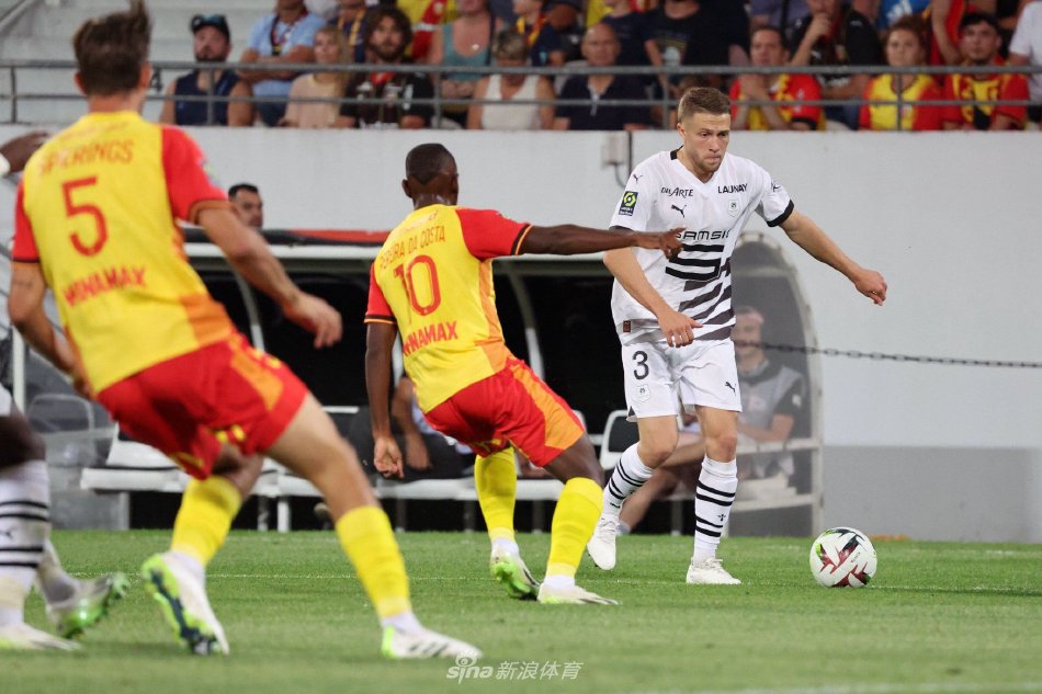 许多国家的 许多国家的