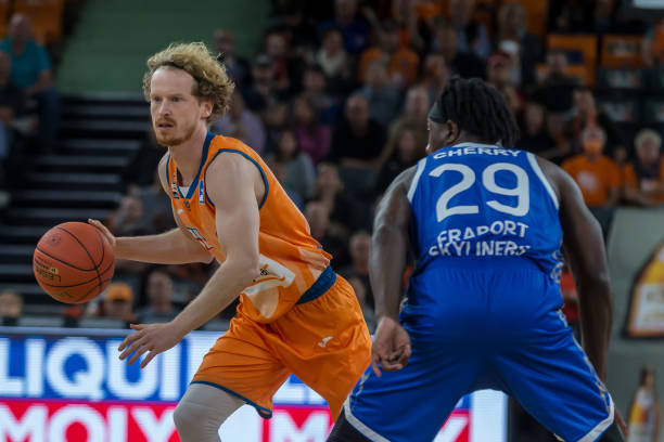 空接暴扣外 空接暴扣外